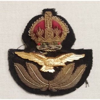 INSIGNE DE CASQUETTE D'OFFICIER RAF/RCAF 2ème GM